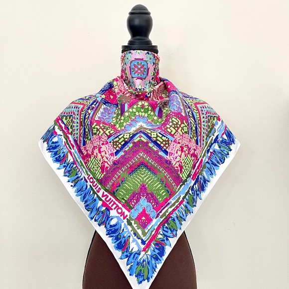 New Louis Vuitton Scarf Monogram Paradise Barbie Blue Green Pink Silk Sc… - Picture 2 of 16